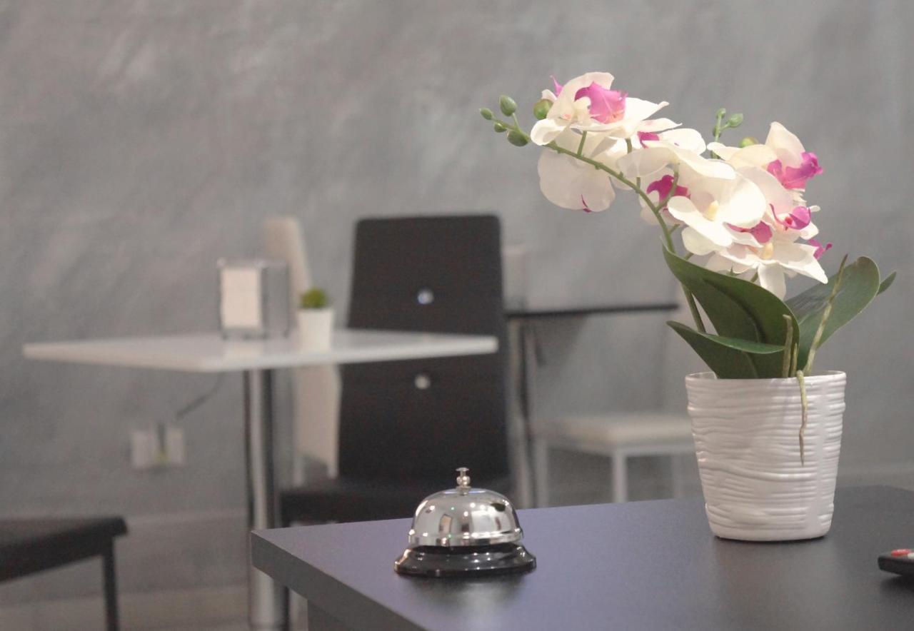 Da Tony Palermo Couette-café 2*